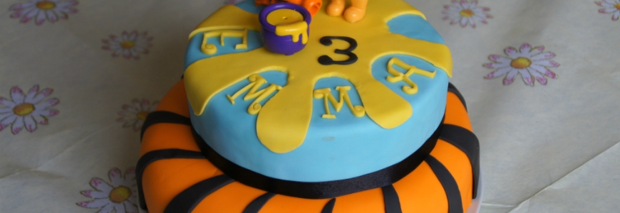 cake made creations pooh and tigger